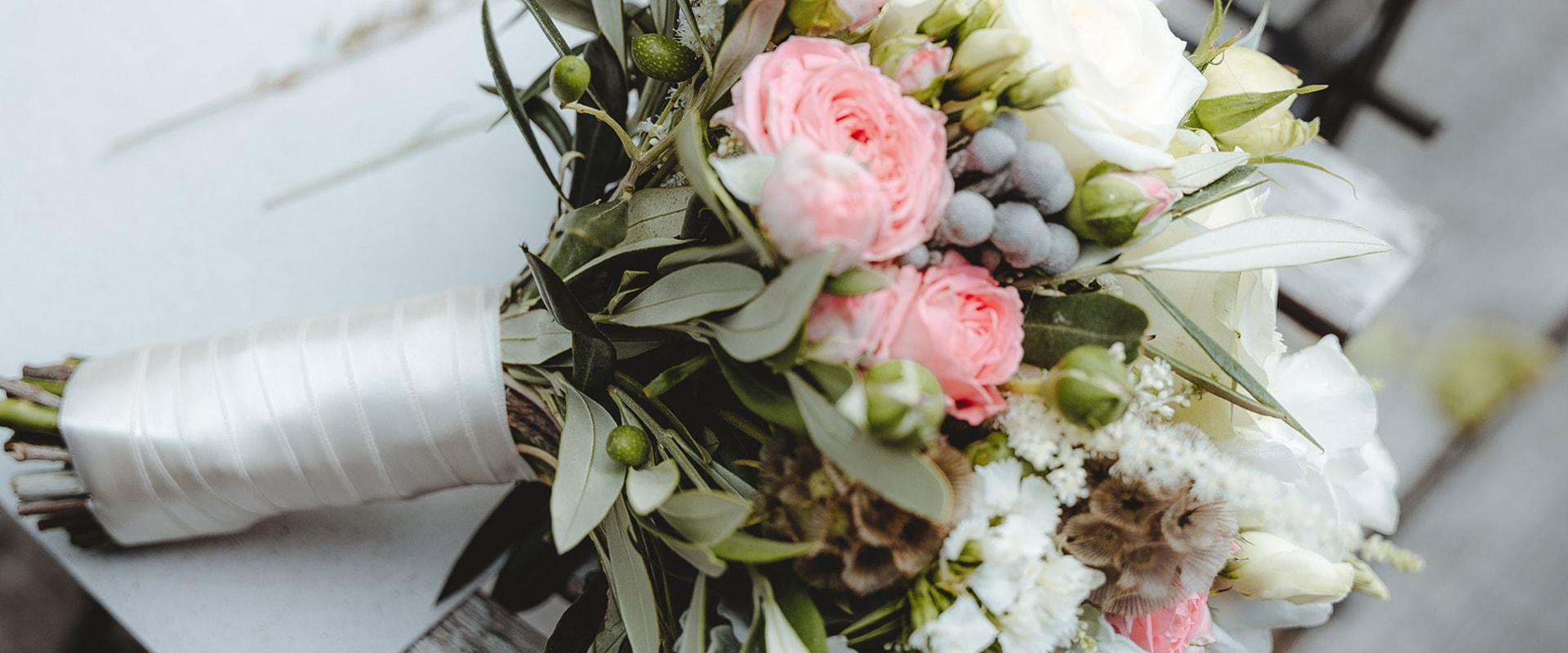 DIY Flower Arrangements for Weddings