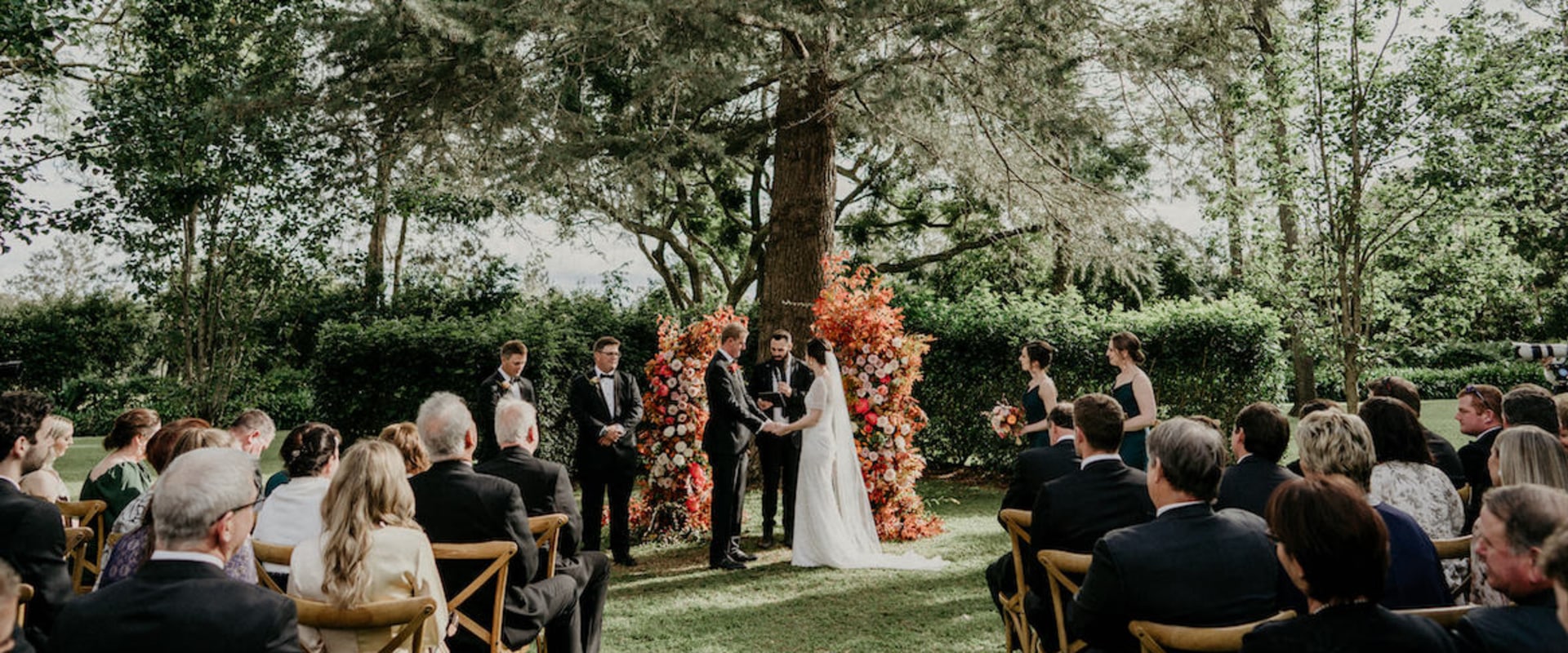 Exploring the Benefits of Outdoor Wedding Venues